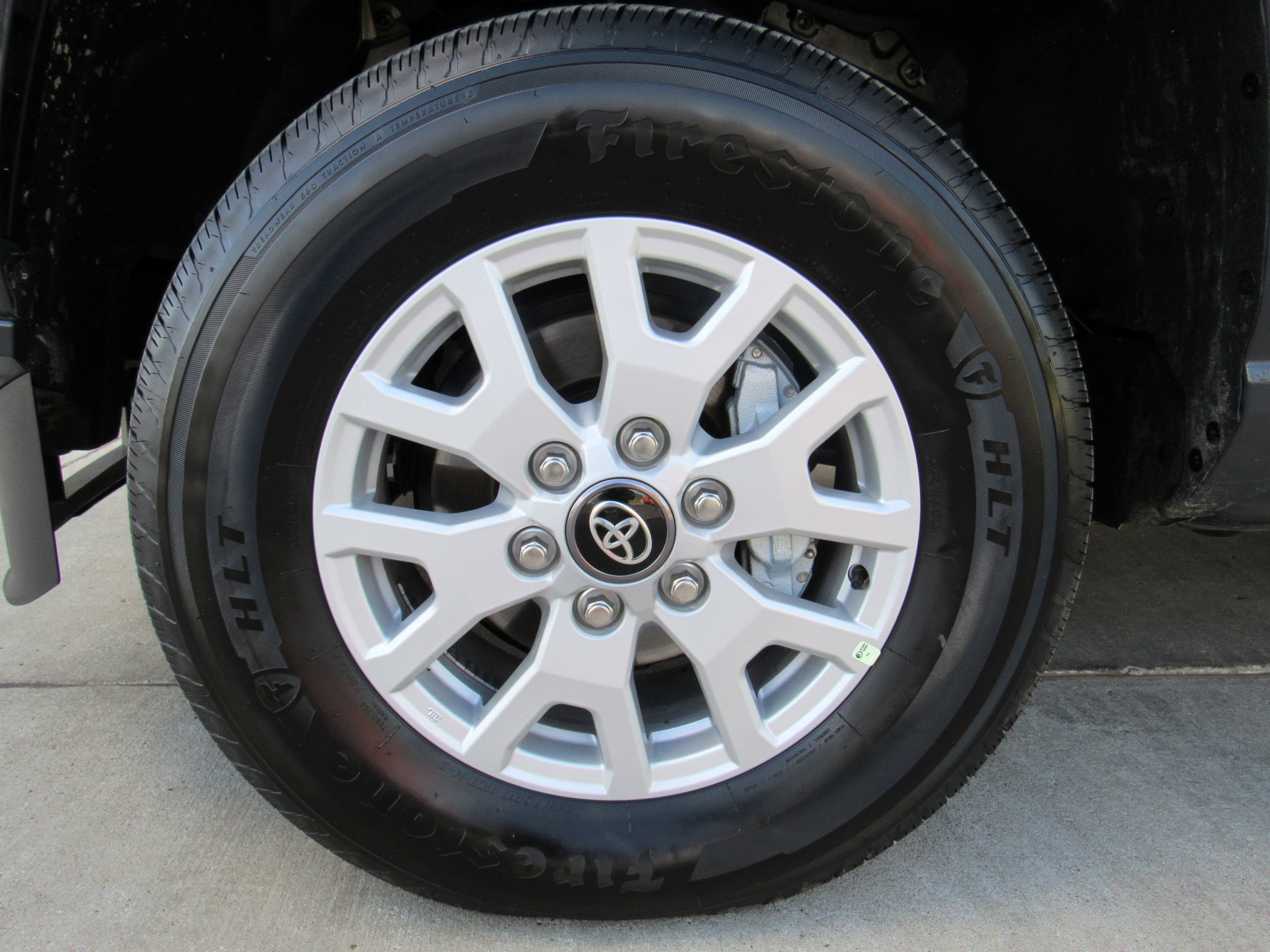 Used 2025 Toyota Tacoma SR5 image 24