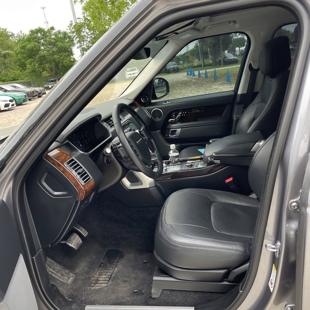 Used 2020 Land Rover Range Rover HSE AWD/4WD image 7