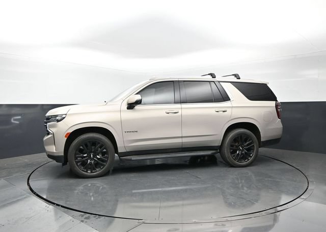 Used 2022 Chevrolet Tahoe LT w/ LT Signature Package AWD/4WD image 3