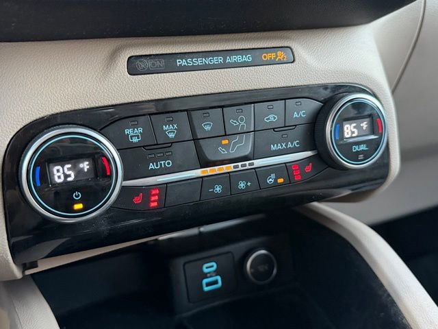 Used 2021 Ford Escape SEL w/ Technology Package image 29