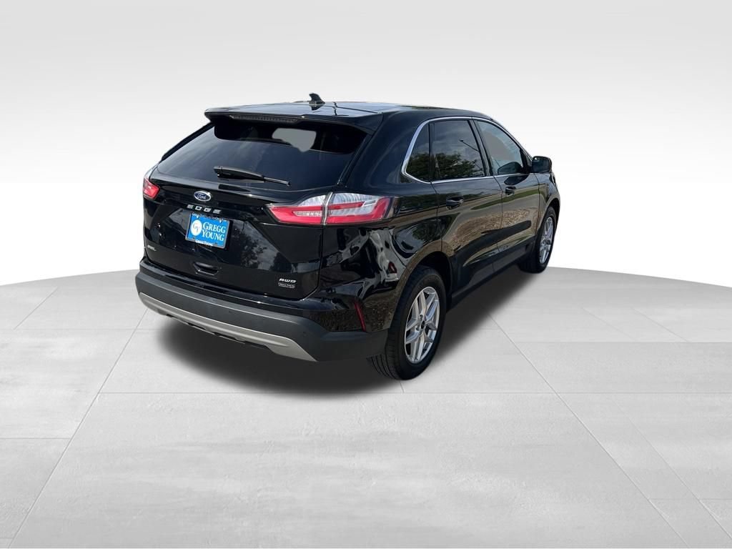 Used 2023 Ford Edge SEL AWD/4WD image 7