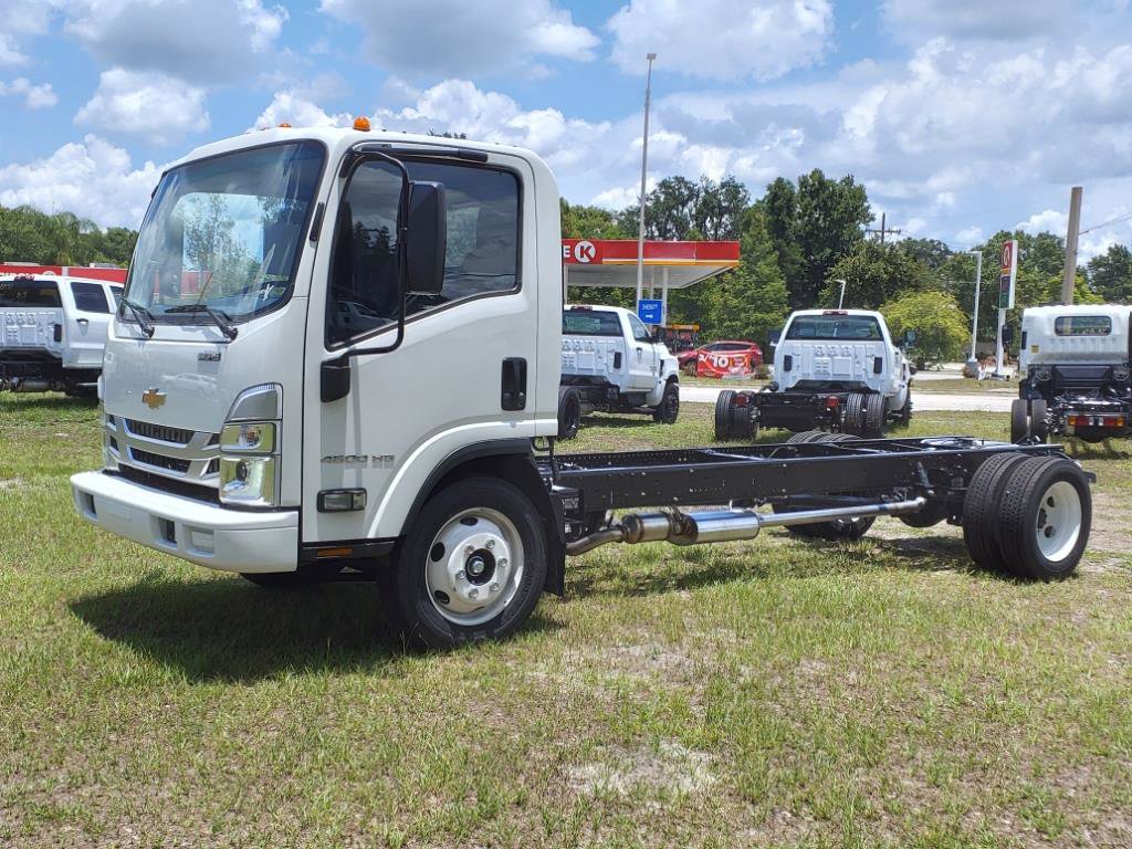 New 2025 Chevrolet Low Cab Forward RWD image 20