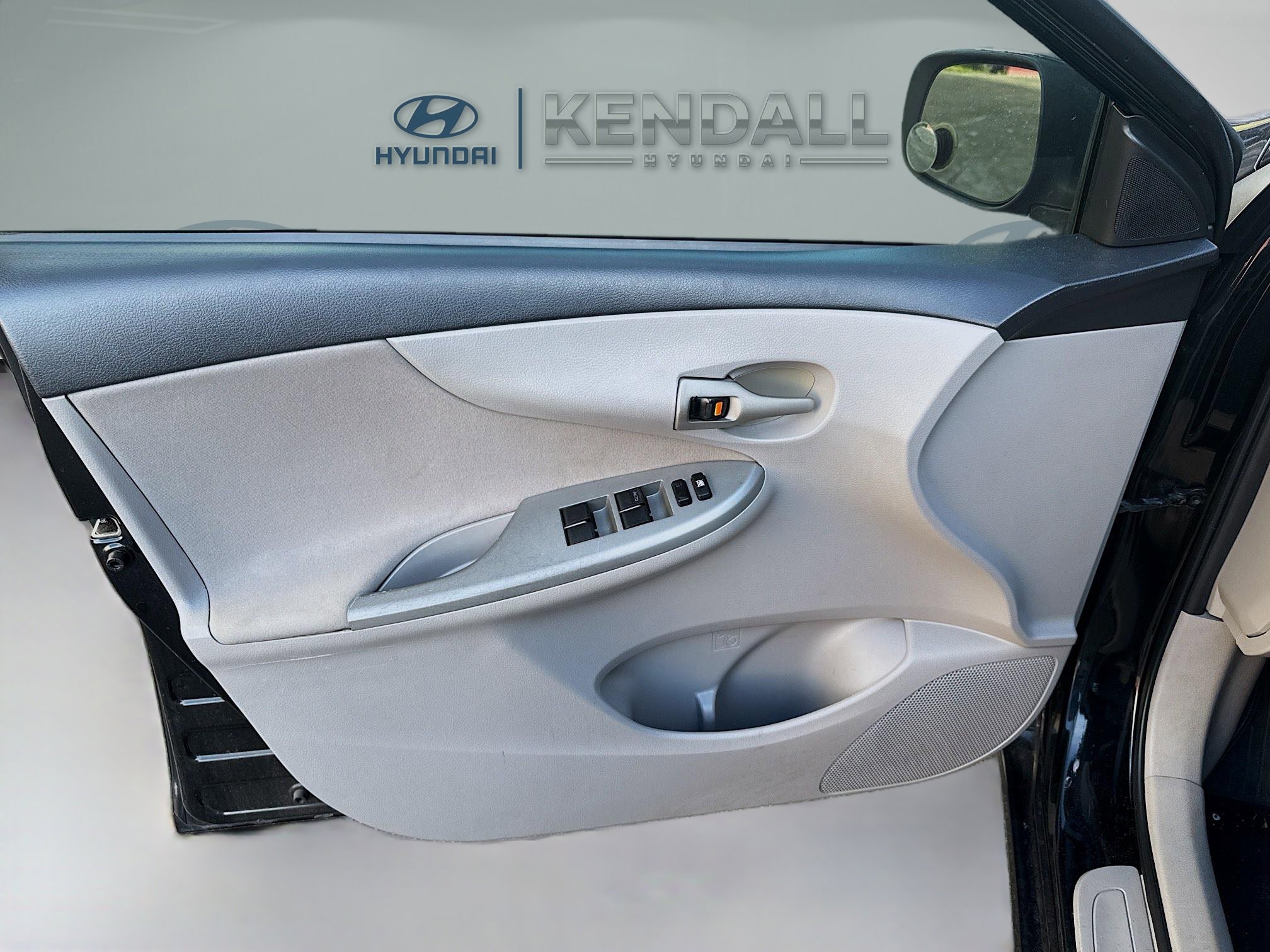 Used 2013 Toyota Corolla LE image 17