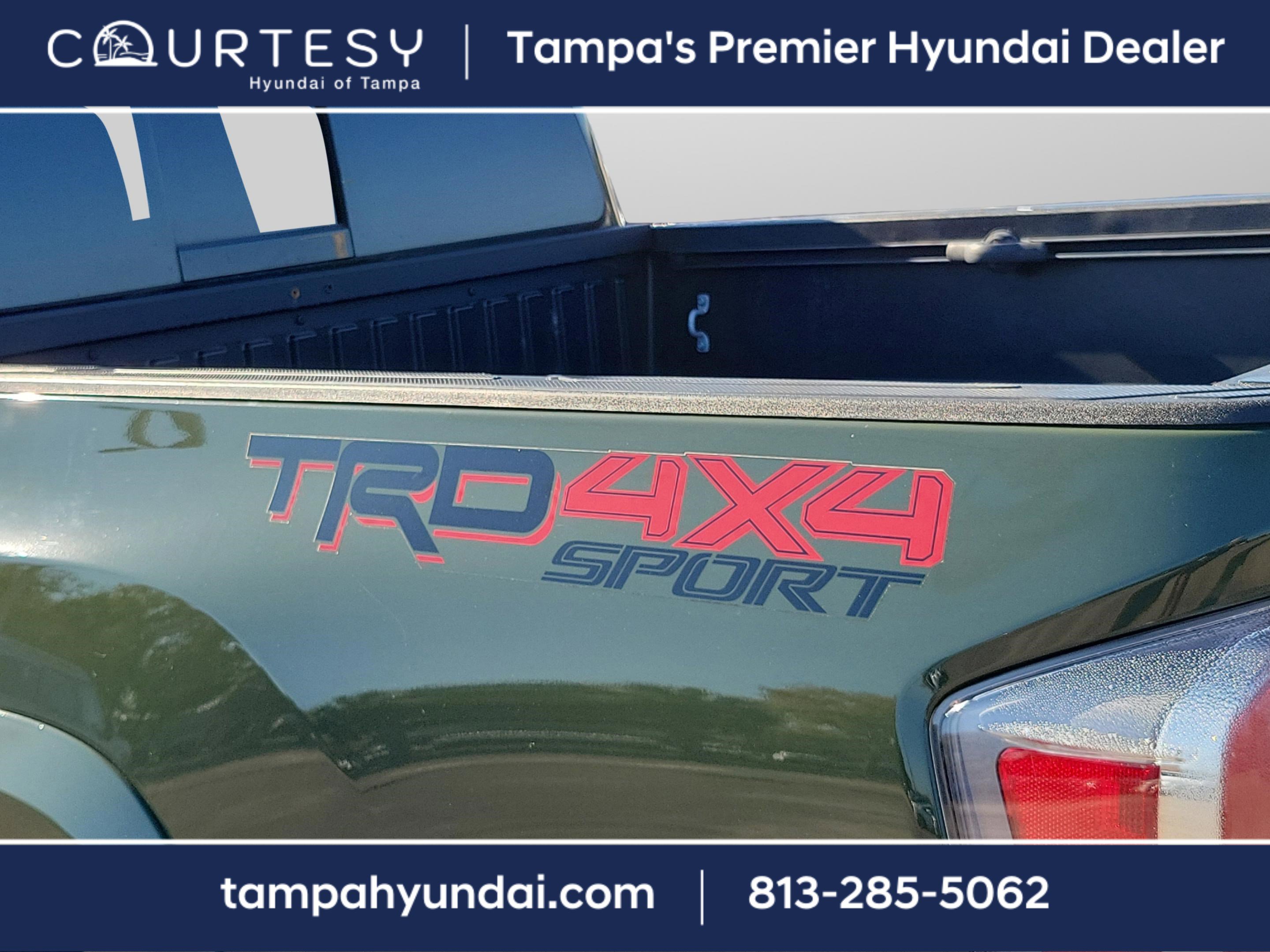 Used 2022 Toyota Tacoma TRD Sport image 6