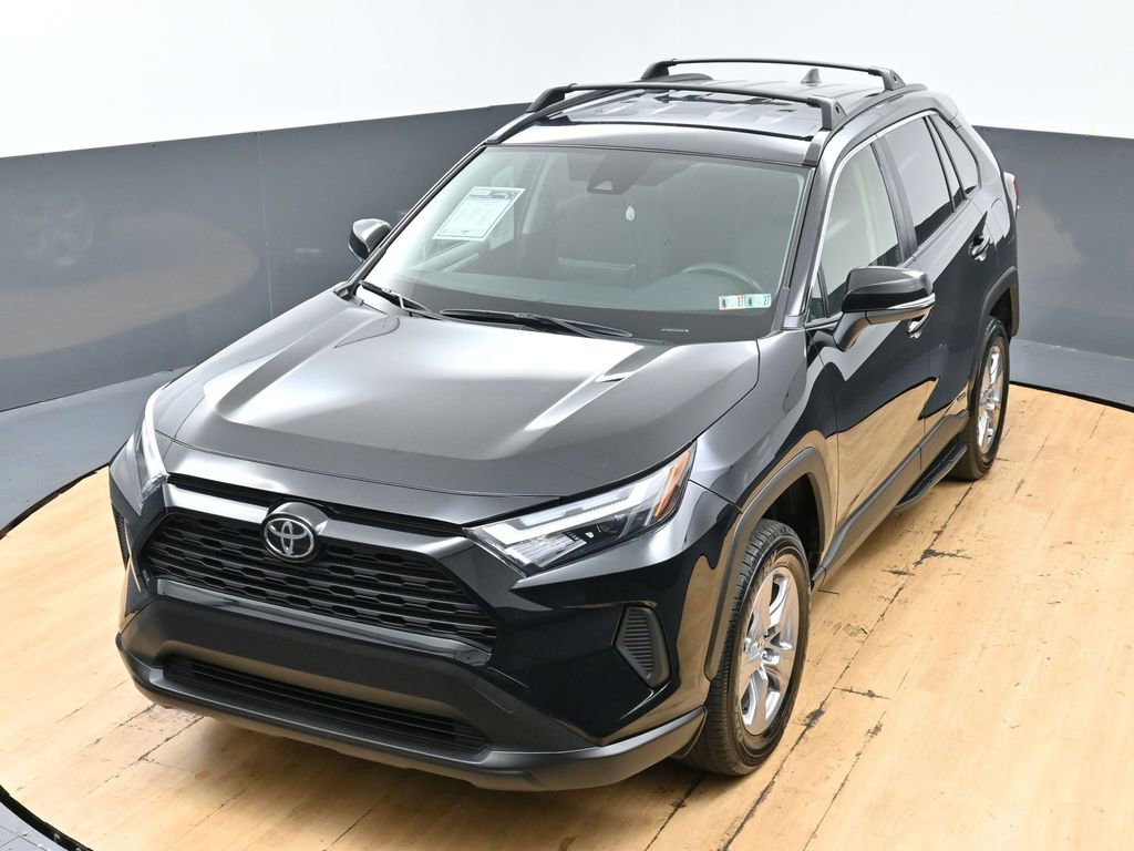 Used 2025 Toyota RAV4 XLE image 43