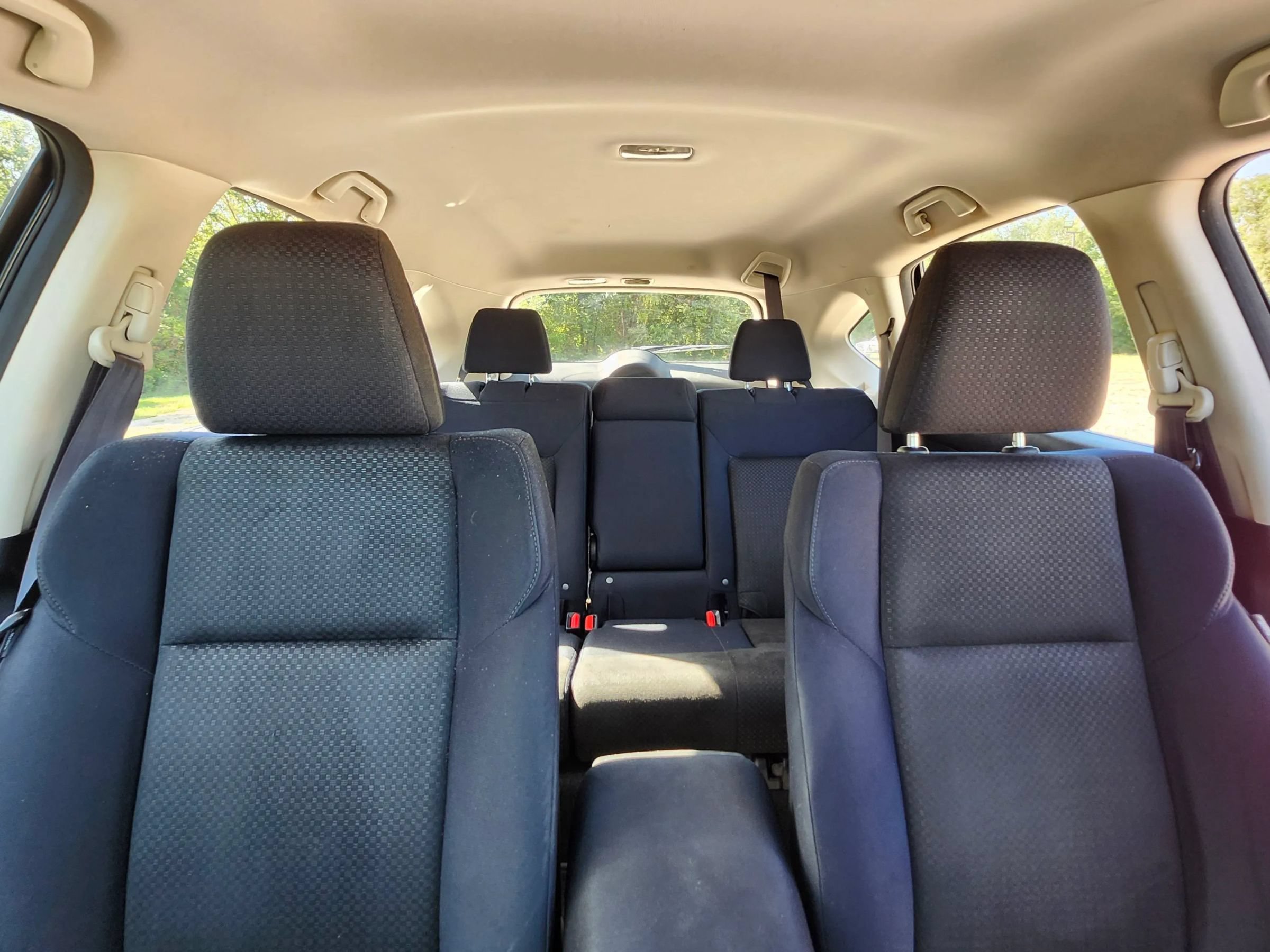 Used 2015 Honda CR-V LX image 19