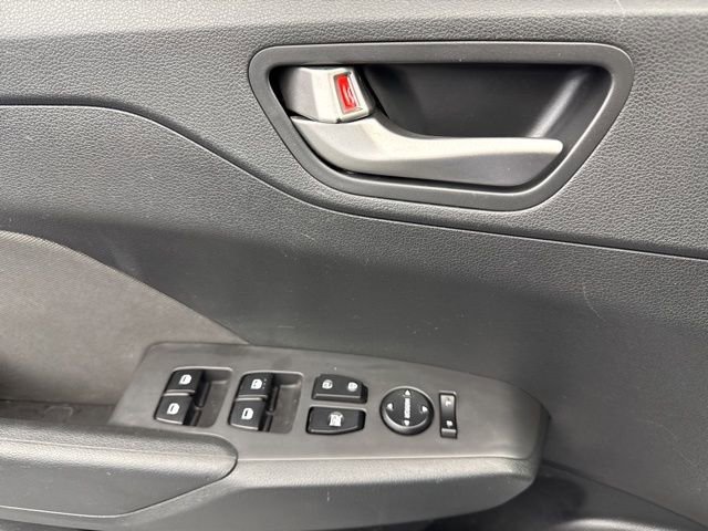 Used 2020 Hyundai Accent SE image 30