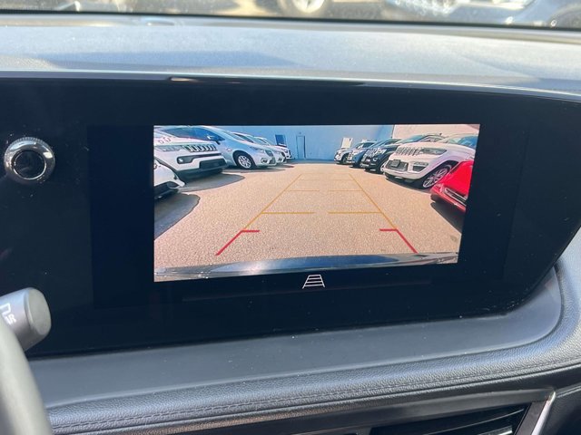 Used 2024 Buick Encore GX Sport Touring image 25