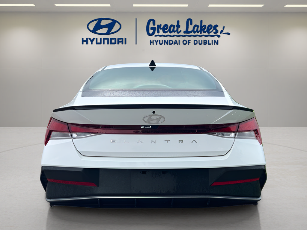 Used 2026 Hyundai Elantra Sport FWD image 4