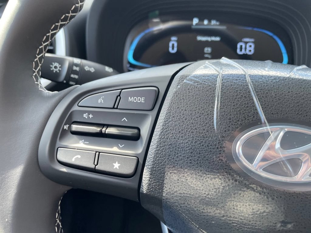 New 2026 Hyundai Venue SEL FWD image 17