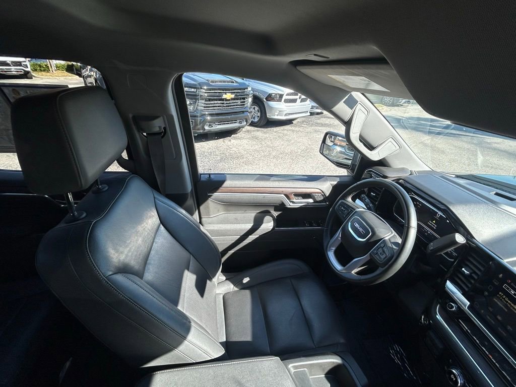 Used 2025 GMC Sierra 1500 SLT image 25
