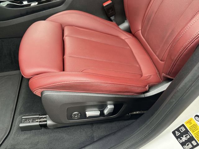 Certified 2023 BMW X3 xDrive30i w/ Premium Package image 28