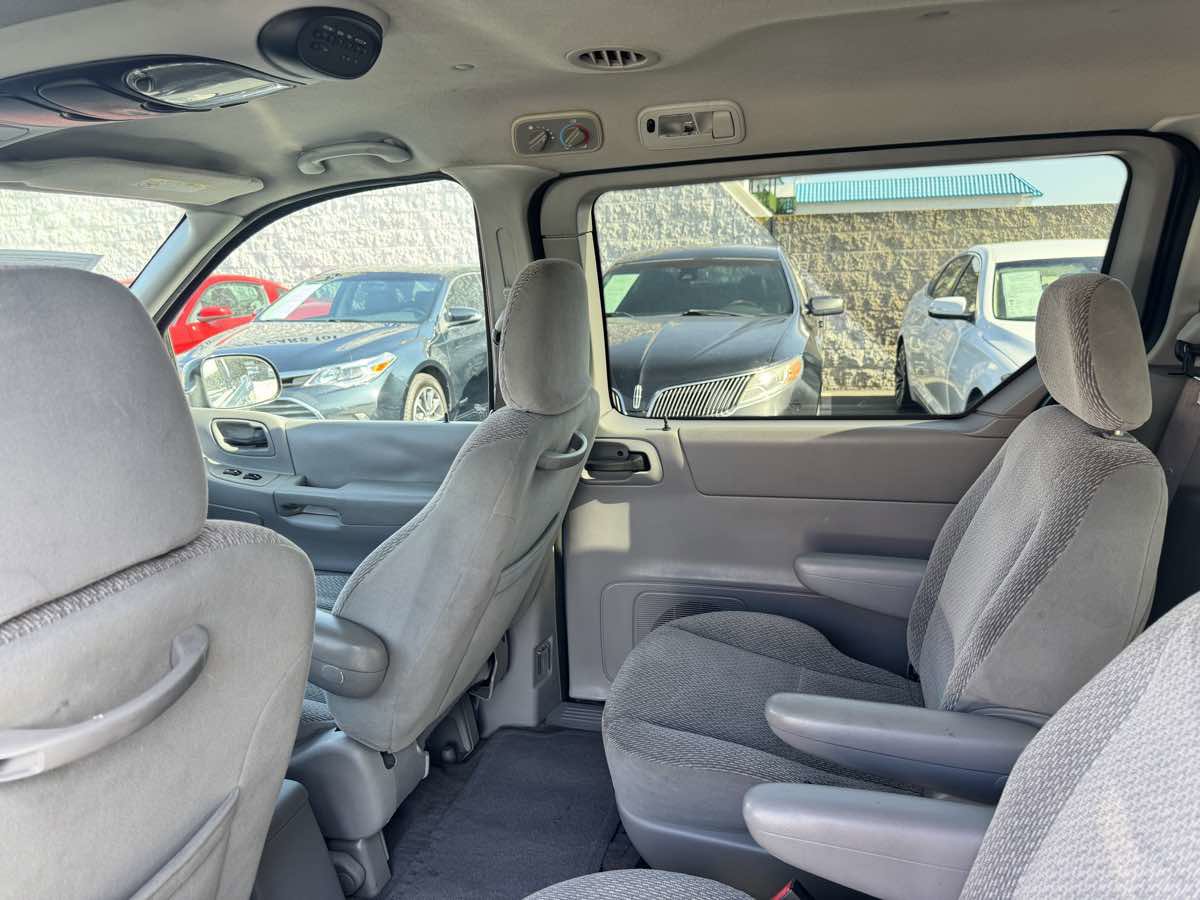 Used 2003 Ford Windstar SE FWD image 30