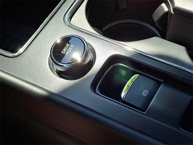 Used 2023 Lincoln Corsair Reserve w/ Equipment Group 202A image 25