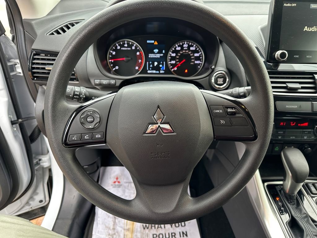 Used 2025 Mitsubishi Eclipse Cross LE image 15