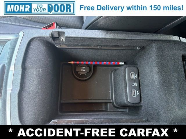 Used 2017 Chrysler 300 C RWD image 24