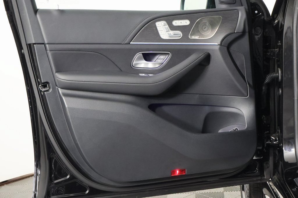 New 2026 Mercedes-Benz GLE 53 AMG 4MATIC image 7