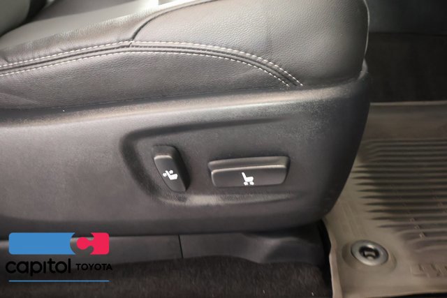 Certified 2023 Toyota 4Runner SR5 Premium w/ Moonroof Package AWD/4WD image 33