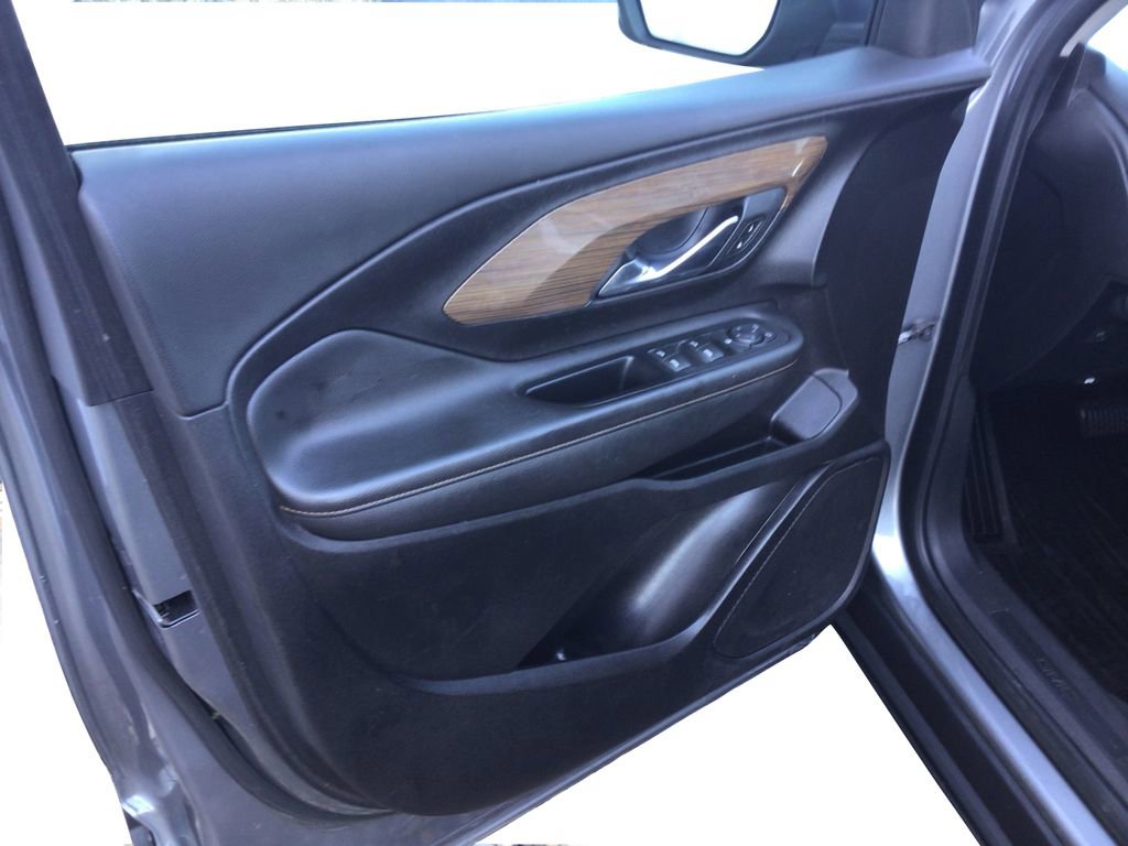 Used 2019 GMC Terrain SLE w/ Driver Convenience Package image 20
