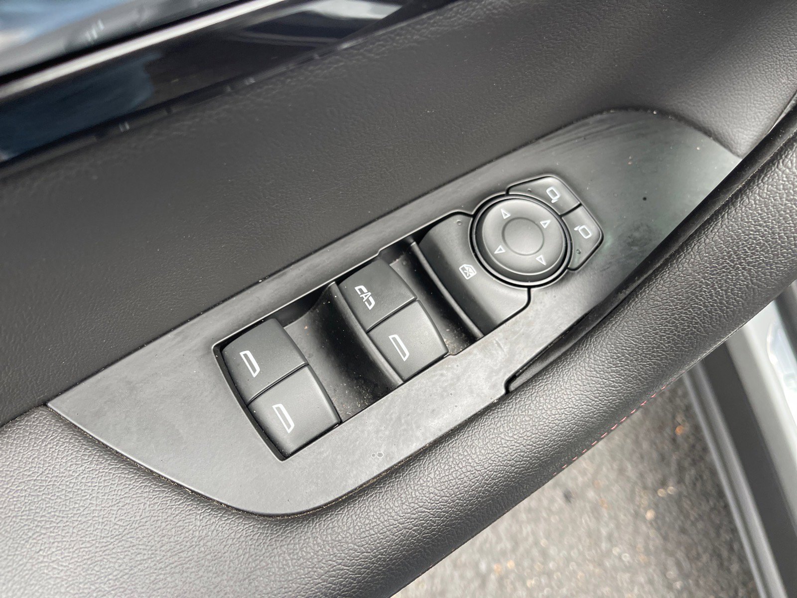 Used 2023 Chevrolet Blazer RS image 8