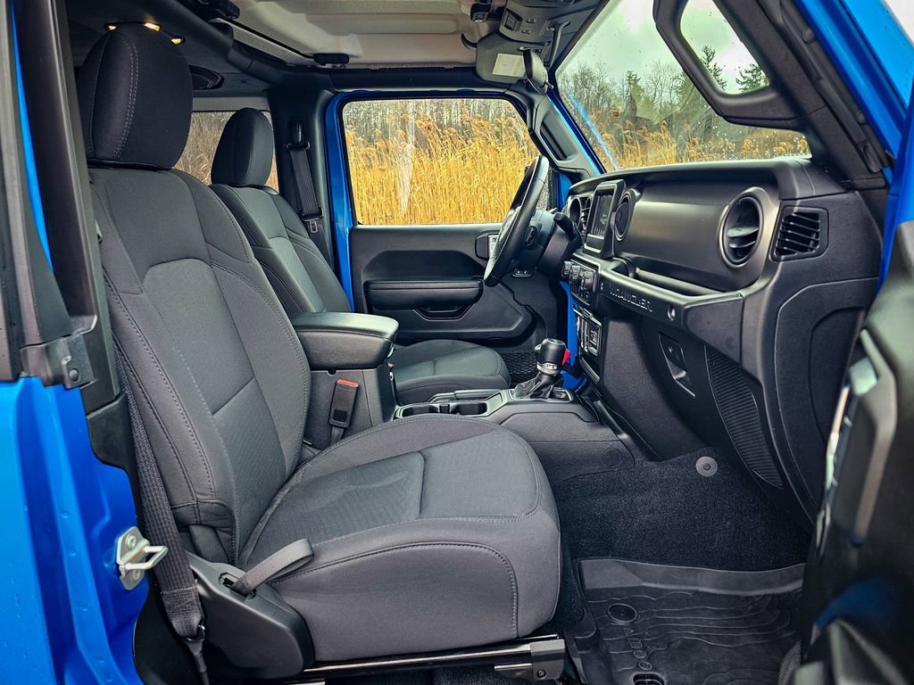 Certified 2022 Jeep Wrangler Sport S image 30