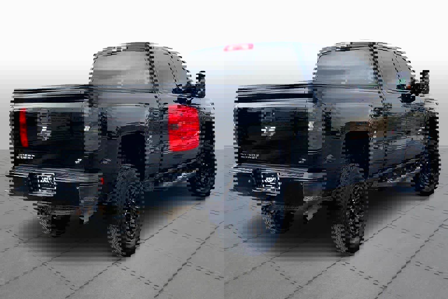 Used 2017 Chevrolet Silverado 2500 LTZ w/ Midnight Edition image 12