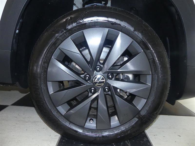 Used 2023 Volkswagen Taos S image 28