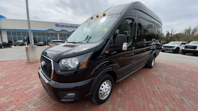 Used 2025 Ford Transit 350 XLT RWD image 5