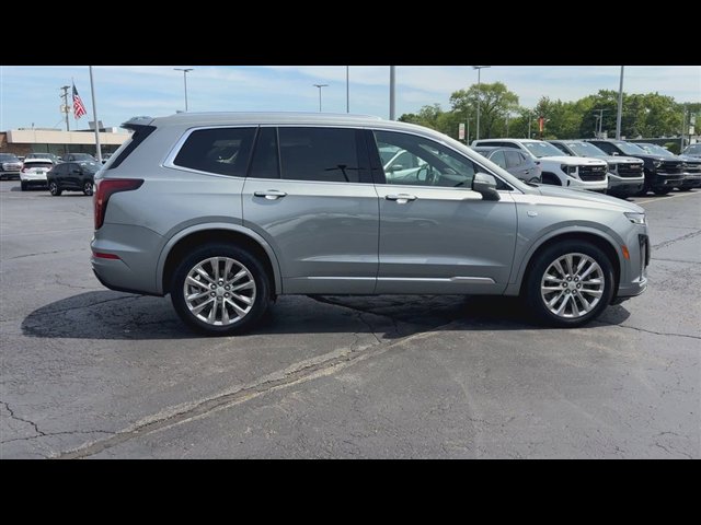 Used 2023 Cadillac XT6 Premium Luxury AWD/4WD image 9