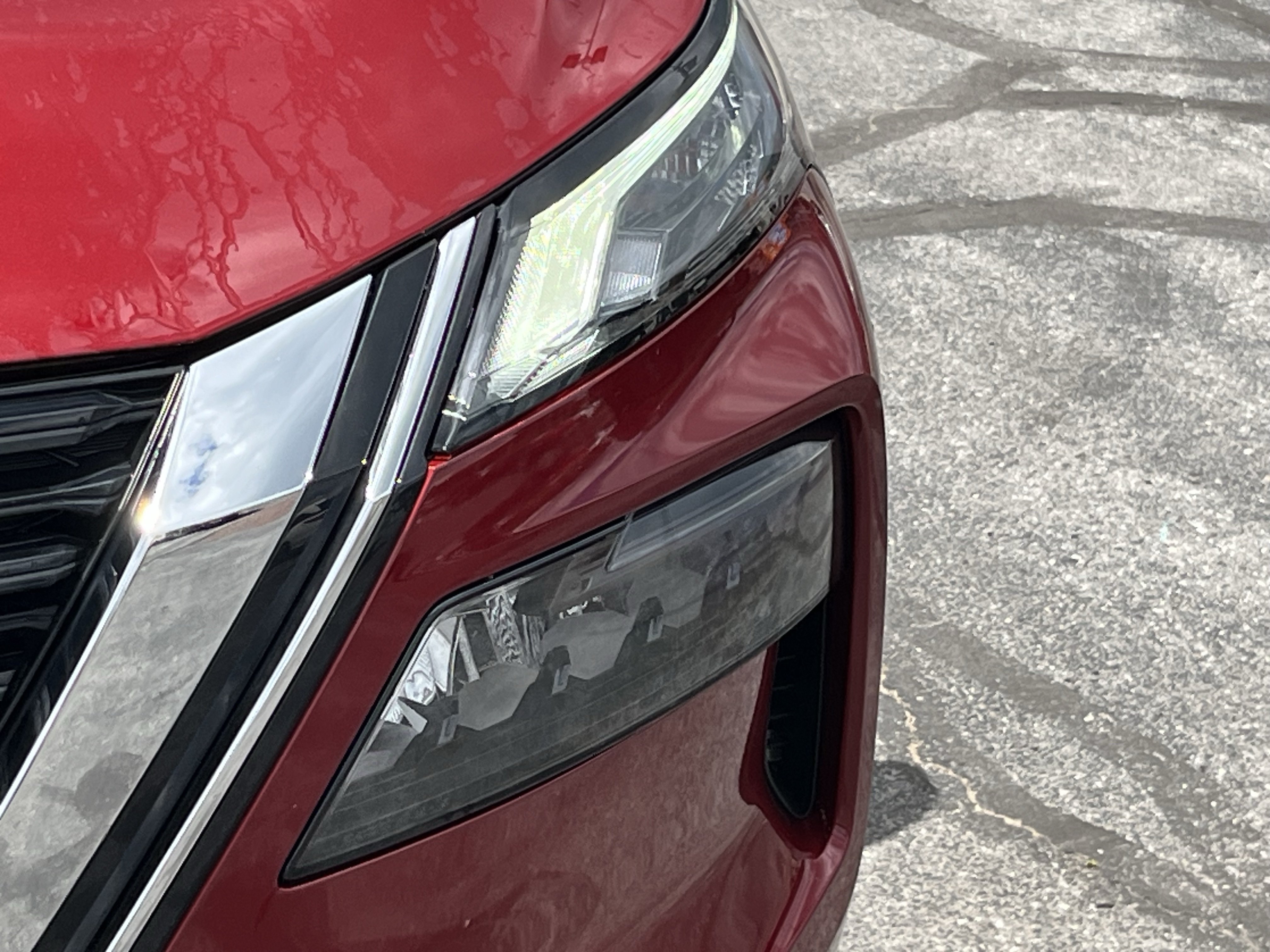 Used 2023 Nissan Rogue S AWD/4WD image 12