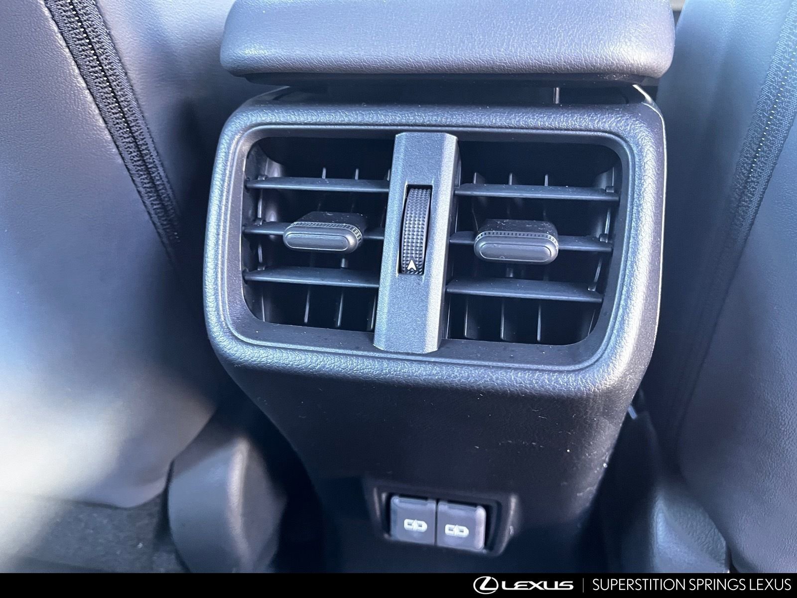 New 2026 Lexus UX 300h FWD image 25