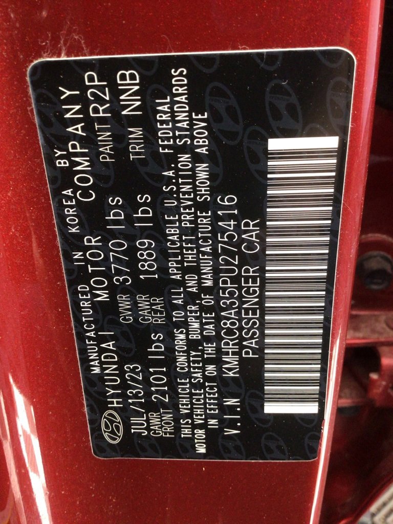 Used 2023 Hyundai Venue Limited w/ Cargo Package image 40