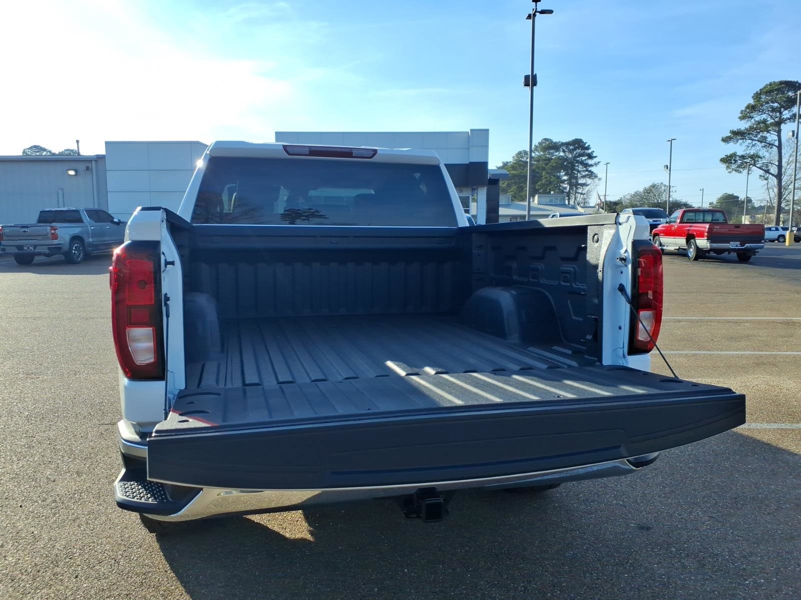 New 2026 GMC Sierra 1500 Pro w/ Pro Value Package AWD/4WD image 6