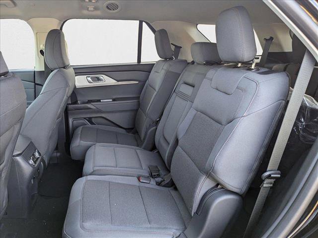 New 2025 Ford Explorer Active image 12