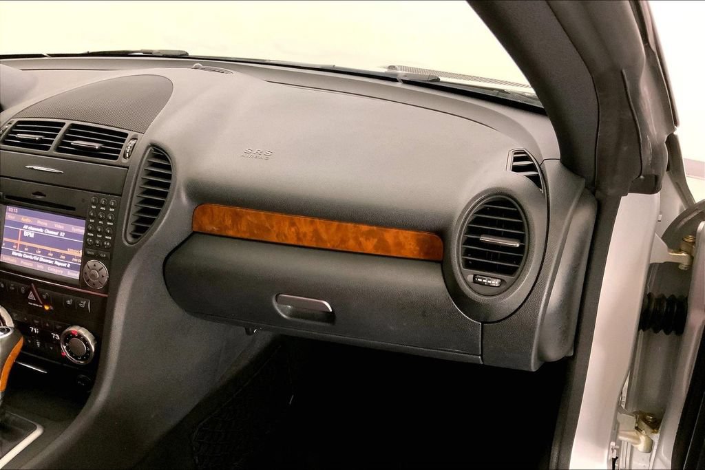 Used 2010 Mercedes-Benz SLK 350 image 20