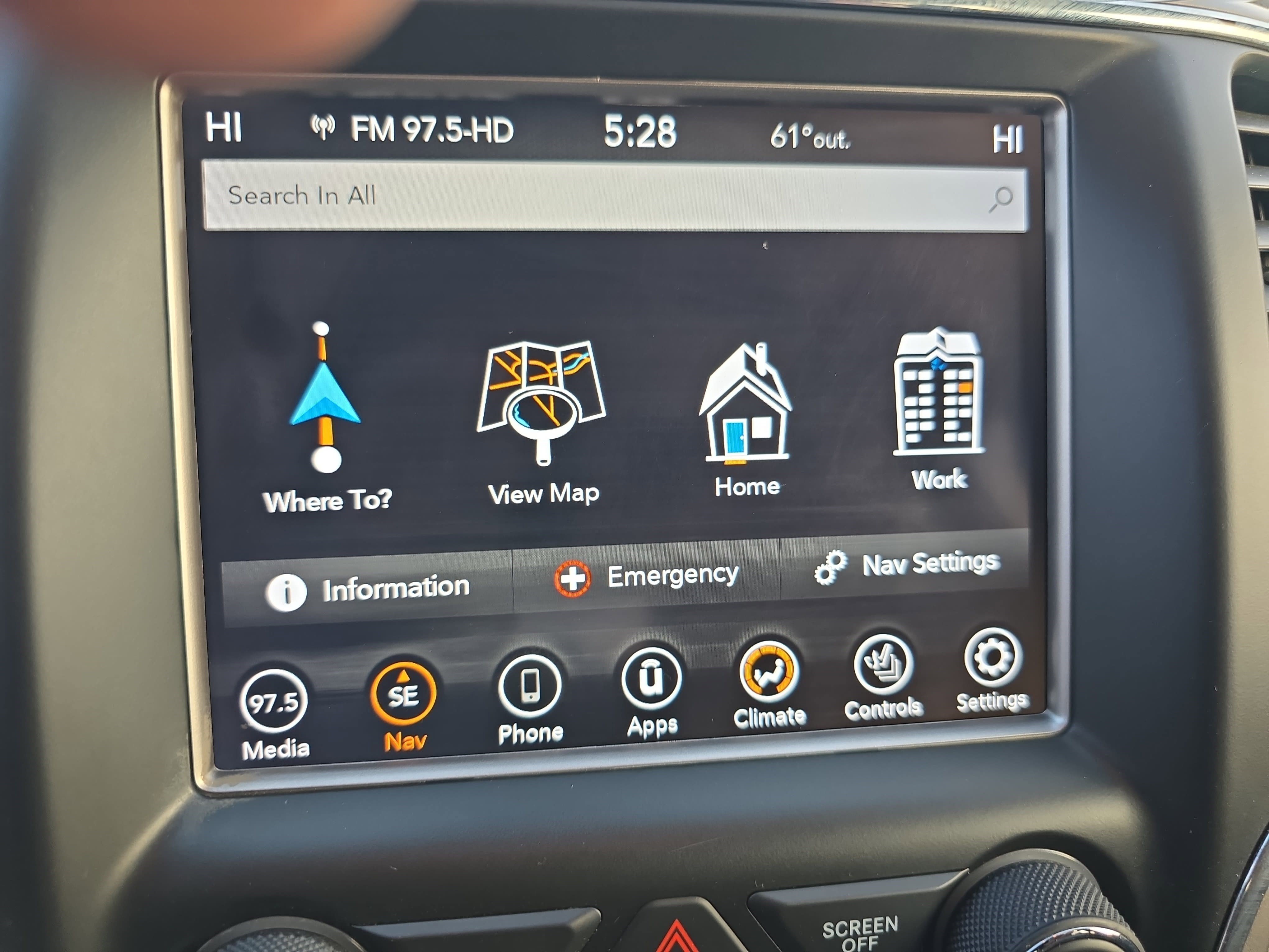 Used 2018 Jeep Grand Cherokee Limited image 21