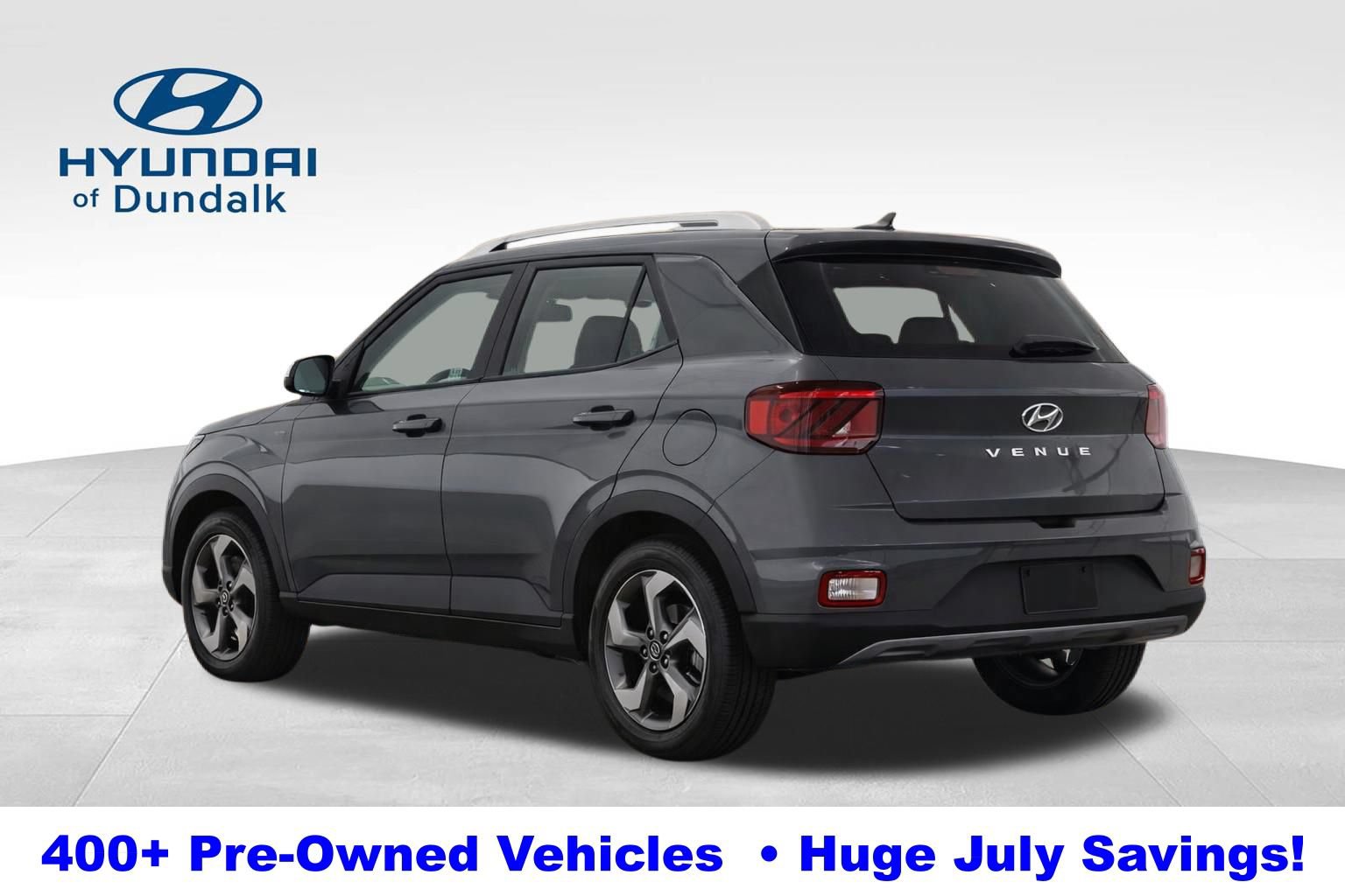 Used 2025 Hyundai Venue SEL FWD image 5