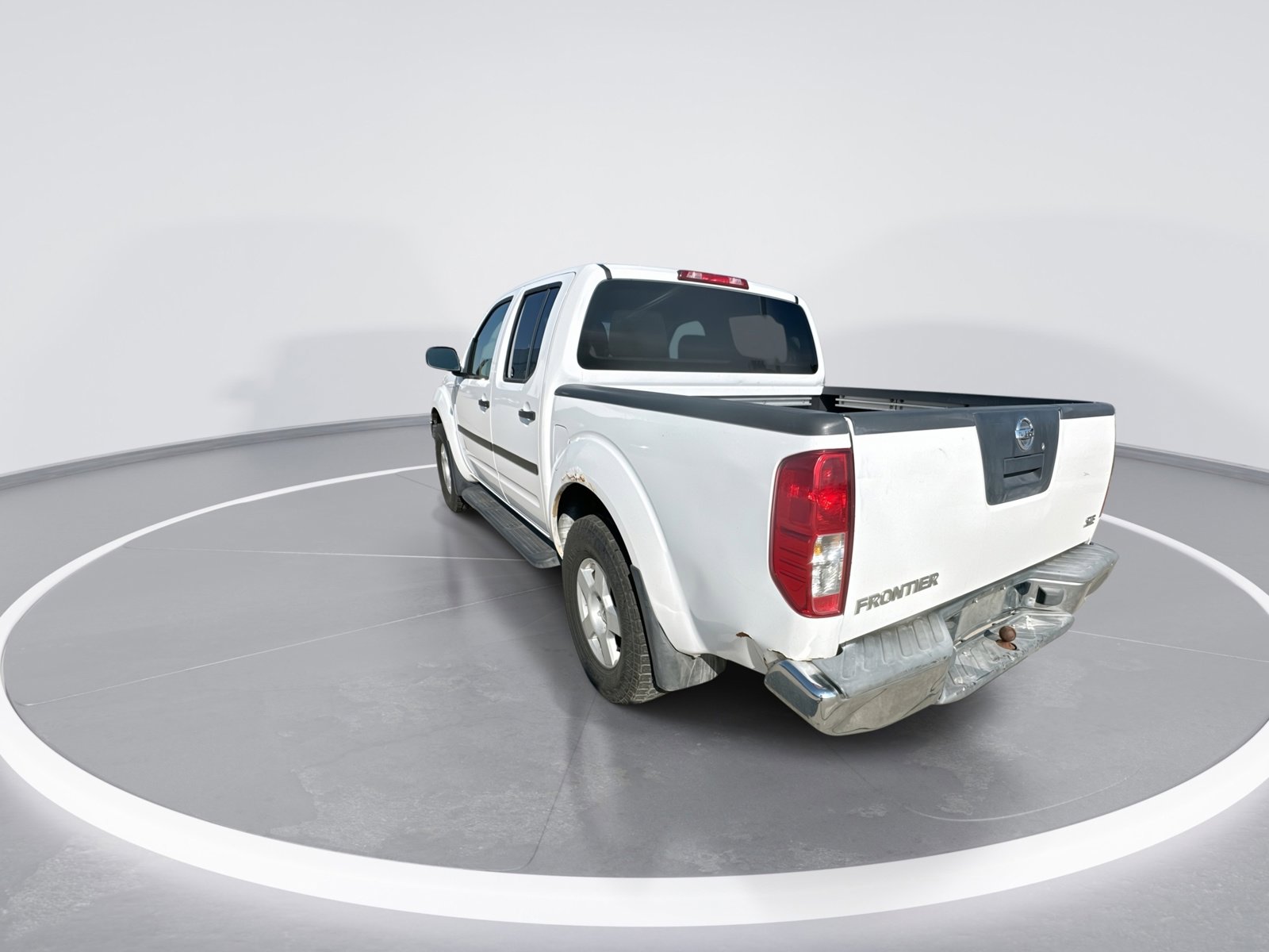 Used 2005 Nissan Frontier SE w/ (P01) Power Pkg image 6