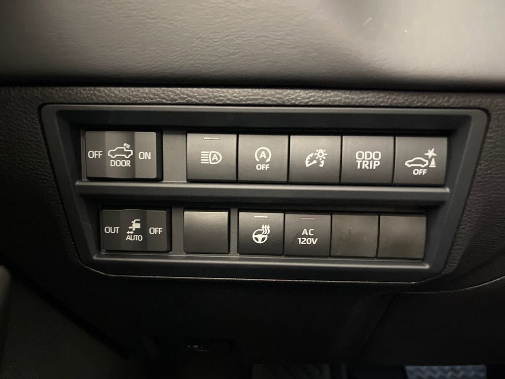 New 2026 Toyota Tundra Platinum AWD/4WD image 28