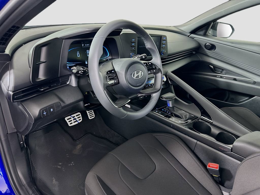 New 2026 Hyundai Elantra SEL Sport image 9