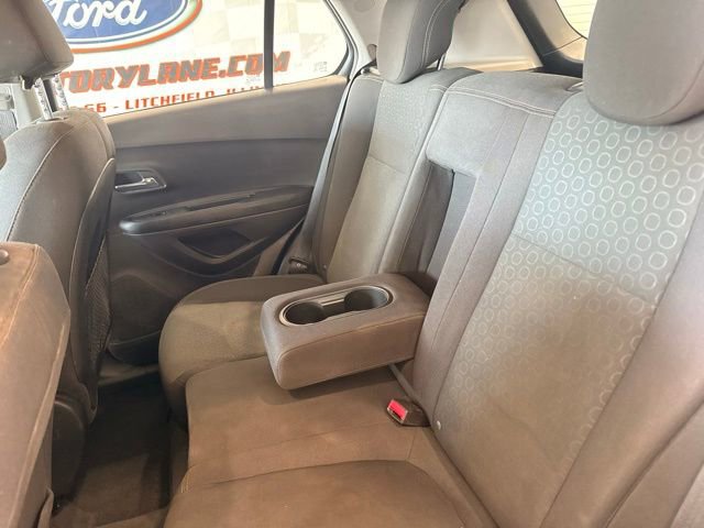 Used 2018 Chevrolet Trax LS FWD image 18