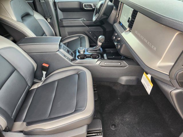 New 2025 Ford Bronco Outer Banks image 10