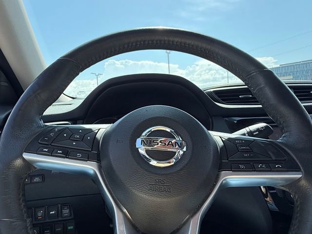Used 2017 Nissan Rogue SL w/ SL Premium Package image 17