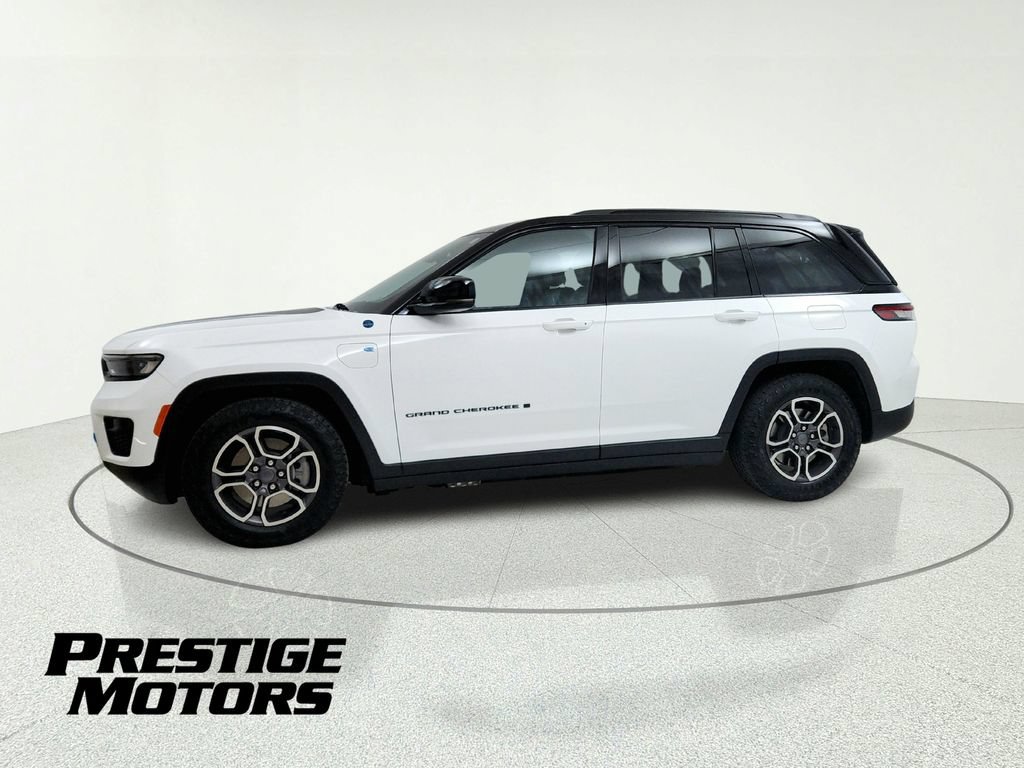 Used 2022 Jeep Grand Cherokee Trailhawk AWD/4WD image 4