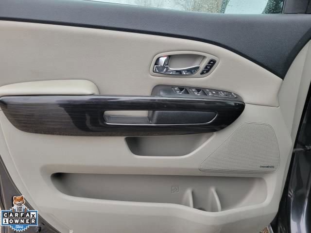 Used 2020 Kia Sedona SX image 20