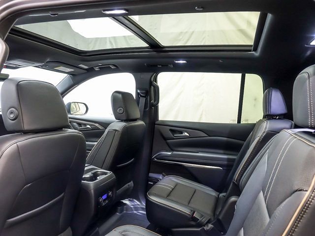 New 2026 Chevrolet Traverse High Country w/ LPO, Floor Liner Package image 11
