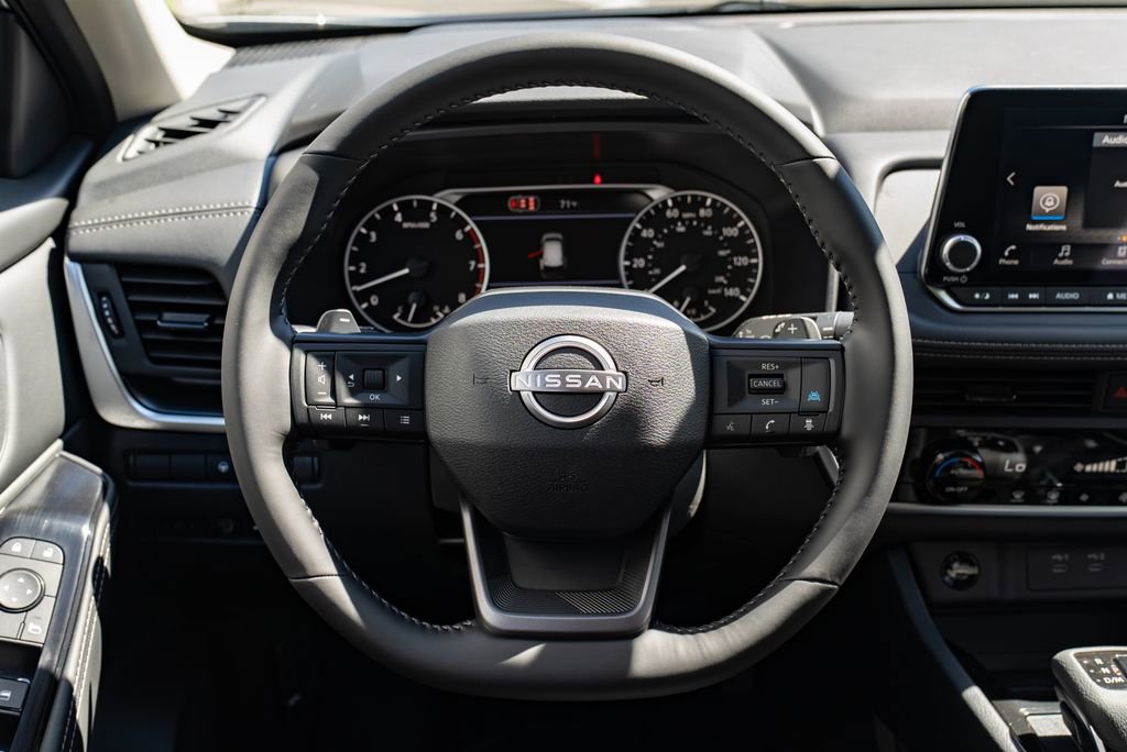 New 2026 Nissan Rogue SV AWD/4WD image 13