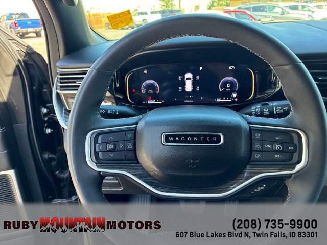 Used 2022 Jeep Wagoneer Series III w/ Convenience Group I AWD/4WD image 16