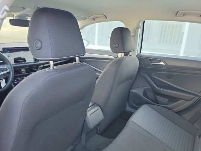 Used 2025 Volkswagen Jetta S image 25