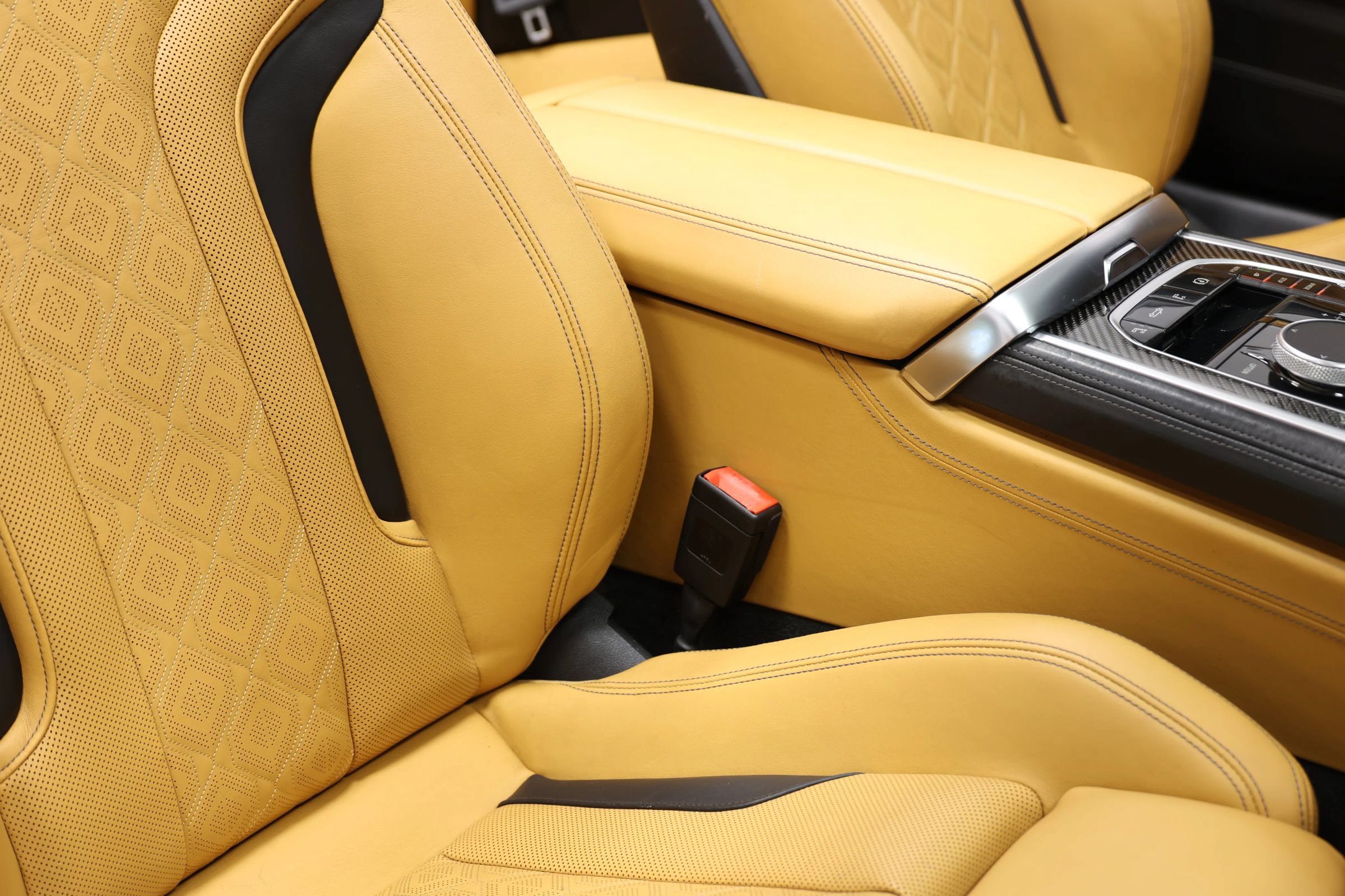 Used 2020 BMW M8 Convertible w/ M Driver's Package AWD/4WD image 78